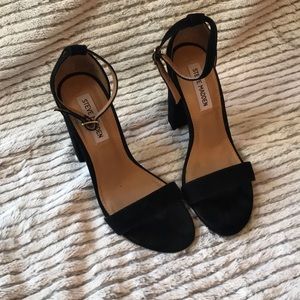 STEVE MADDEN Carson block heel